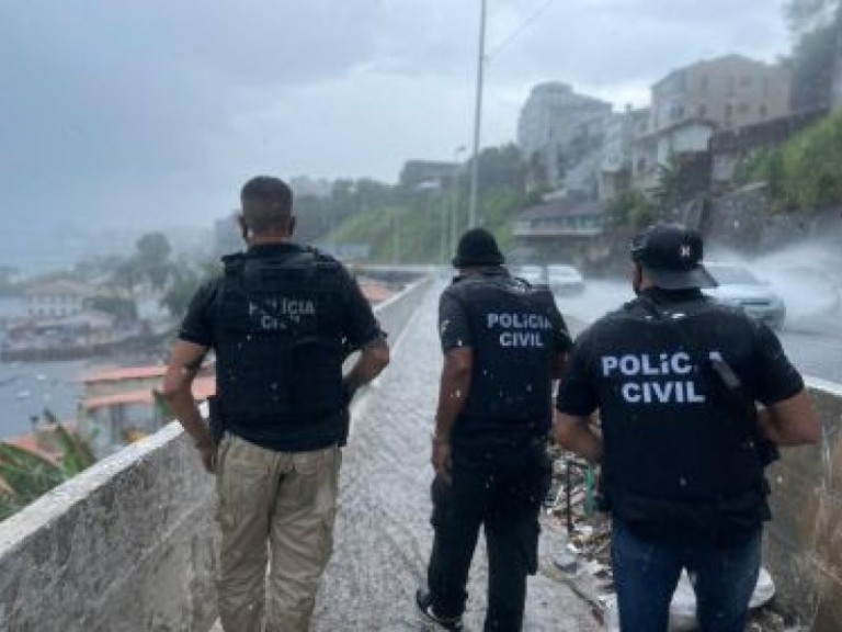 Ascom-PC / Tony Silva Ascom-PC / Tony Silva