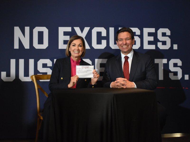 Reprodução/X @@KimReynoldsIA Reprodução/X @@KimReynoldsIA